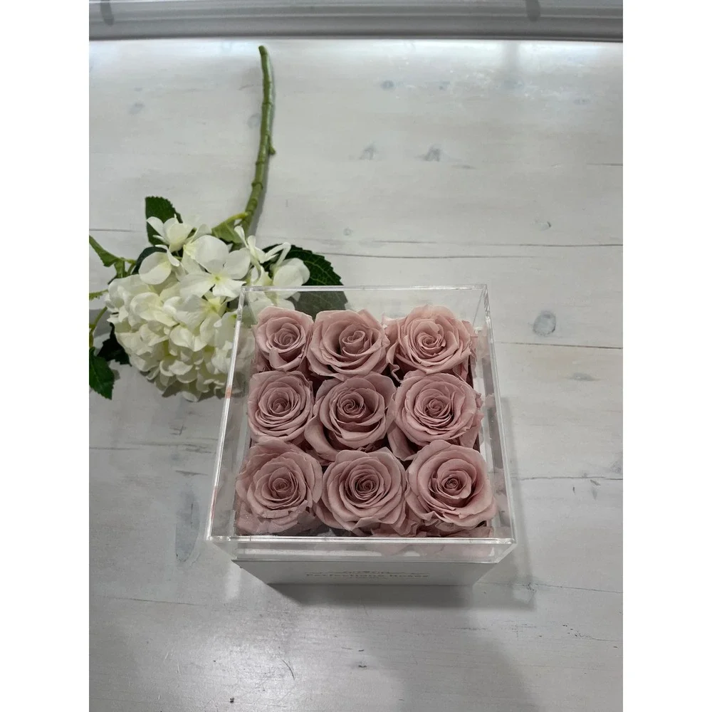Perfectione Roses 9 real pink Roses Preserved Clear Acrylic‎ Box Floral Gift